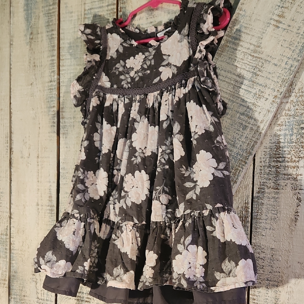 Tahari Gray and White Ruffled Tiered Sundress